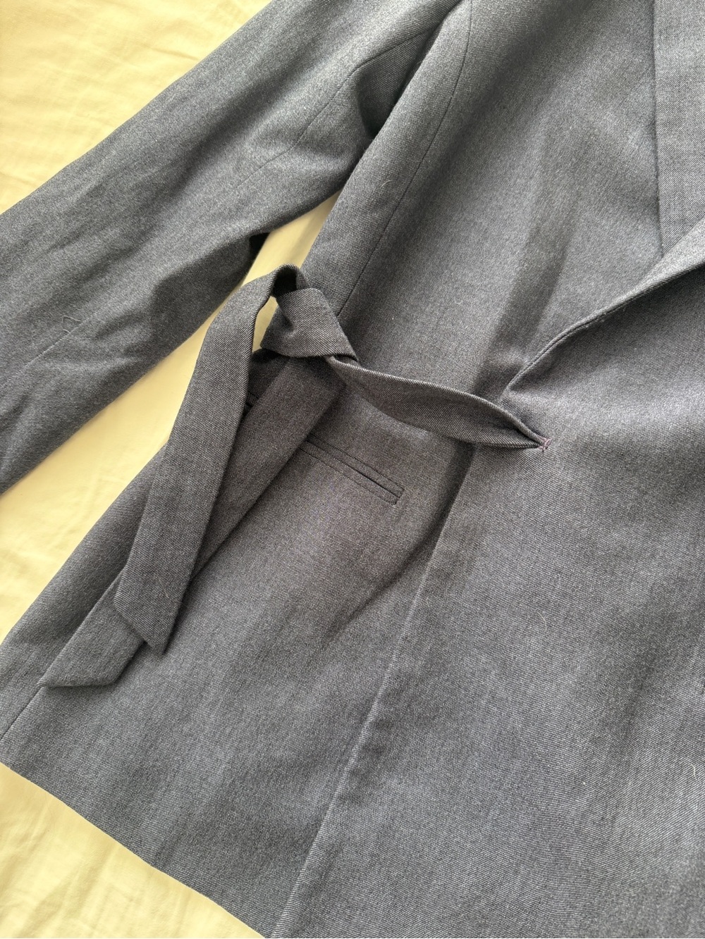 Banana Republic Women's Dark Navy Tie-Waist Blazer - Picture 3 of 8